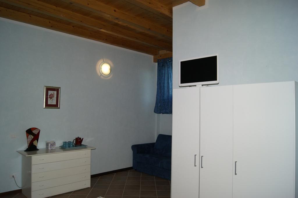Agriturismo La Valbona Villa San Martino Siccomario Стая снимка